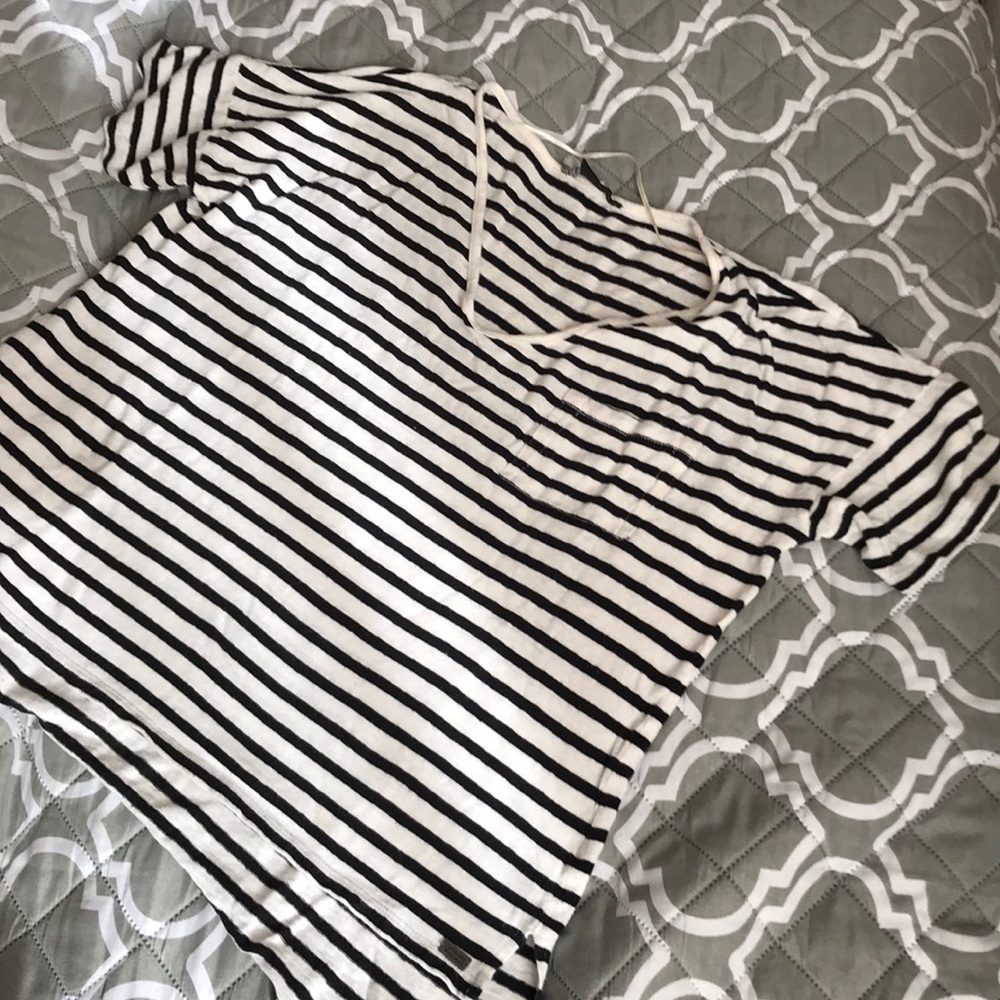 V-neck striped shirt